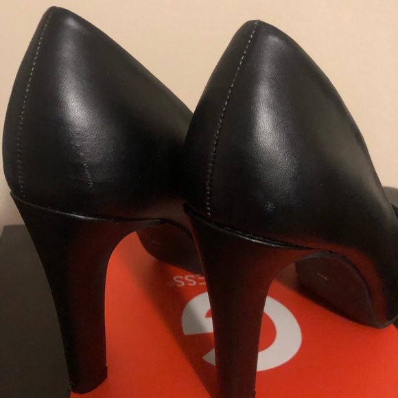 Guess High Heels 4 inch - Picture 5 of 8